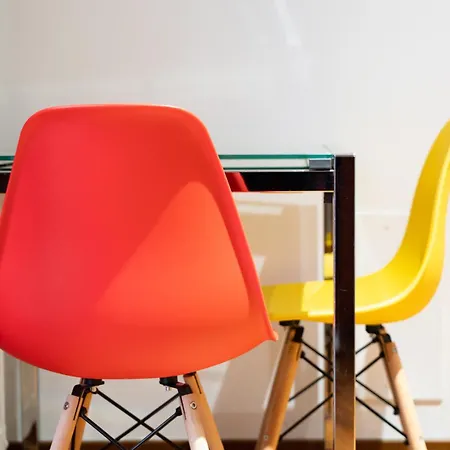 Spanish Quarter View, Steps From Metro ! *