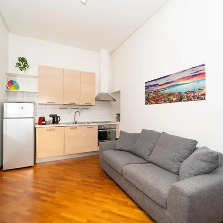 Spanish Quarter View, Steps From Metro ! Appartamento *