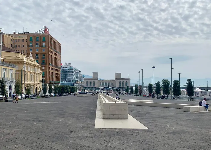 Spanish Quarter View, Steps From Metro ! Daire Napoli